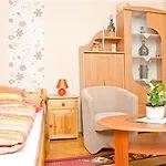 Apartament Illes *