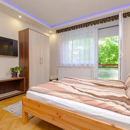 Illes I. شقة Hajdúszoboszló