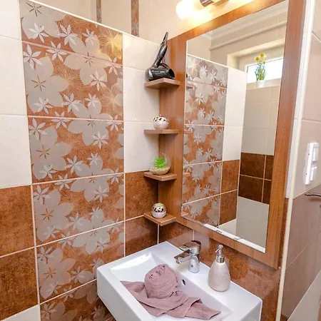 Illés I. Apartamento *