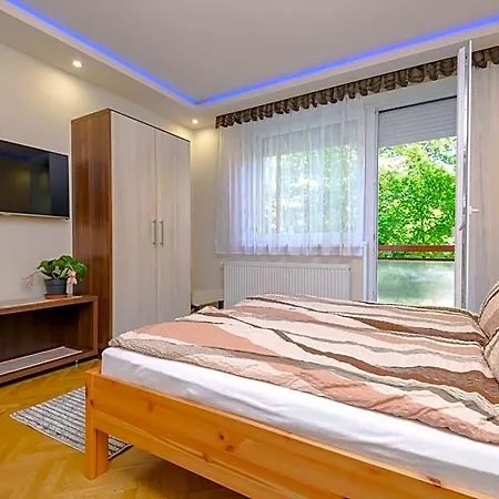 아파트 Illes Hajdúszoboszló